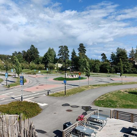 Lyxig och bekväm övervåning 130 m2 Katrineholm Exteriör bild