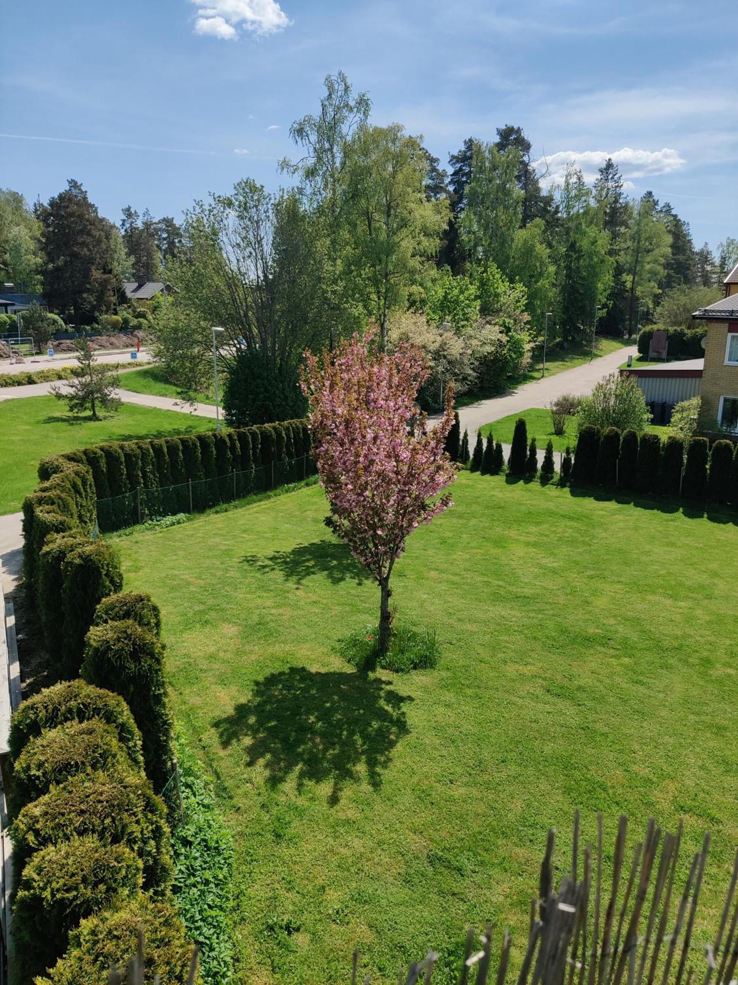 Lyxig och bekväm övervåning 130 m2 Katrineholm Exteriör bild